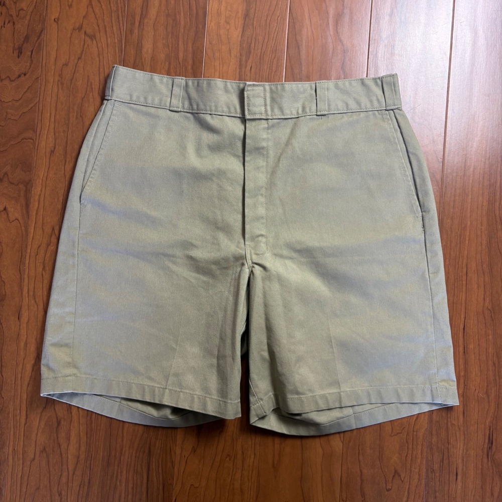 Dickies Mens Relaxed Fit Work Shorts Khaki Tan Size 30 W211041 Flat Front Twill